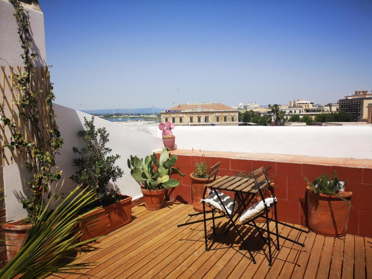 L'Approdo Delle Sirene Bed & Breakfast Siraküza Dış mekan fotoğraf