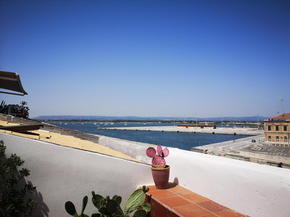 L'Approdo Delle Sirene Bed & Breakfast Siraküza Dış mekan fotoğraf