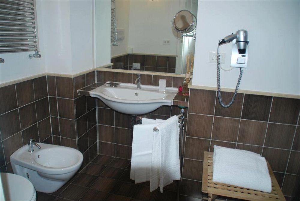 L'Approdo Delle Sirene Bed & Breakfast Siraküza Dış mekan fotoğraf