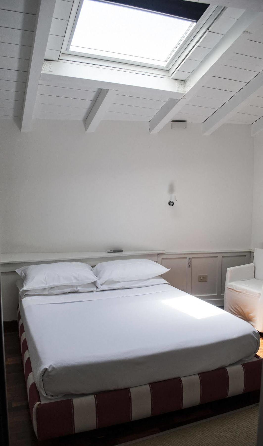 L'Approdo Delle Sirene Bed & Breakfast Siraküza Dış mekan fotoğraf