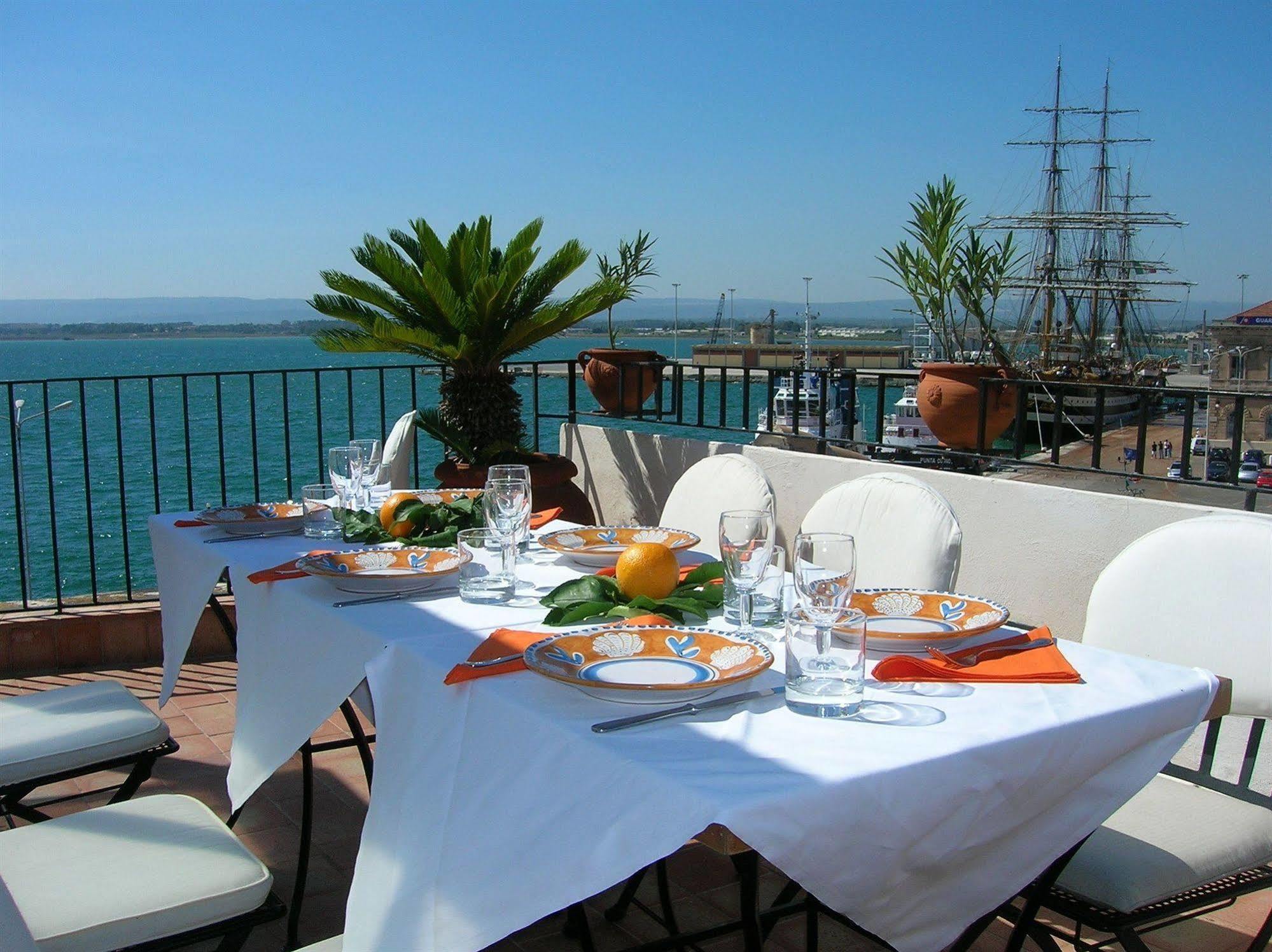 L'Approdo Delle Sirene Bed & Breakfast Siraküza Dış mekan fotoğraf