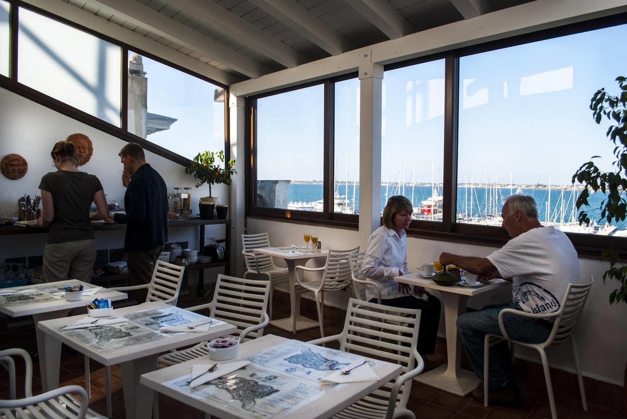 L'Approdo Delle Sirene Bed & Breakfast Siraküza Dış mekan fotoğraf
